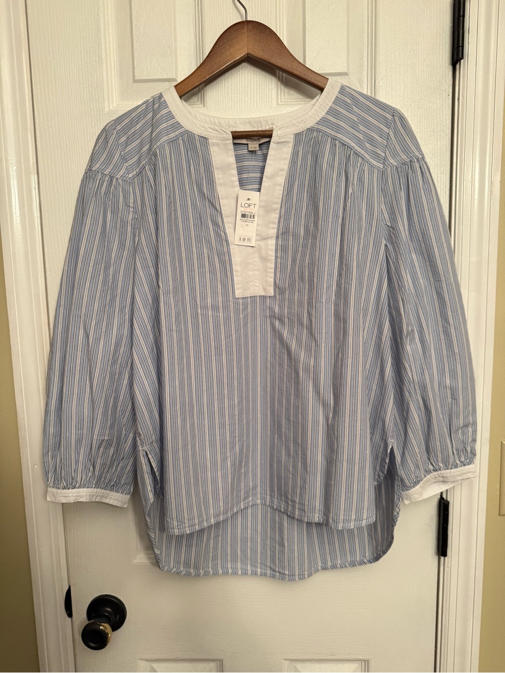 New LOFT Blue & White Striped Popover Blouse button down pinstriped $89 medium